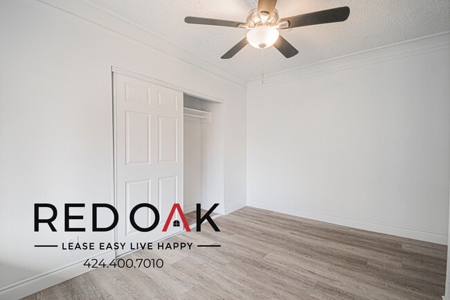 Building Photo - 13073 Pierce St