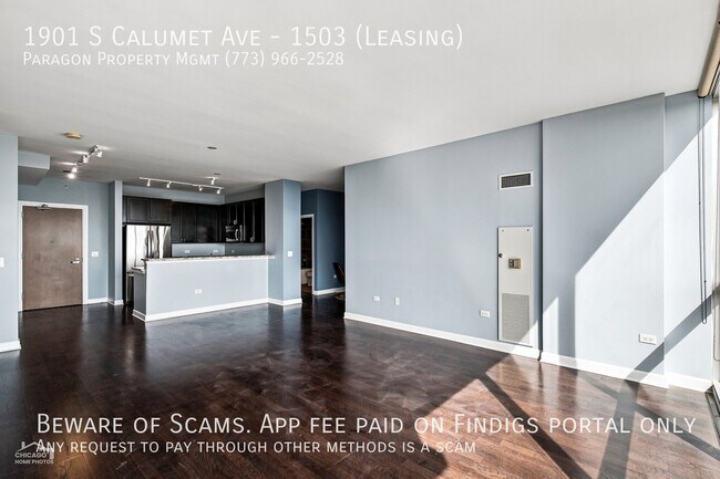 Building Photo - 1901 S Calumet Ave