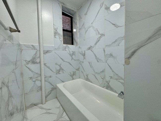 Building Photo - 124 74th St