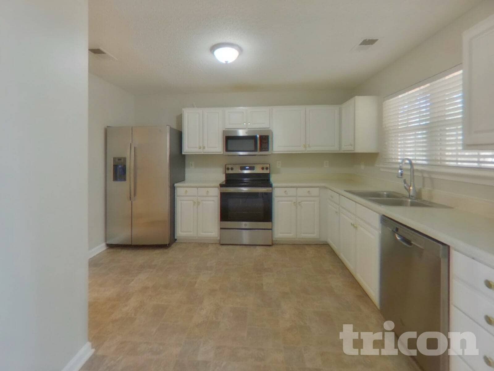 Building Photo - 263 Siddington Way