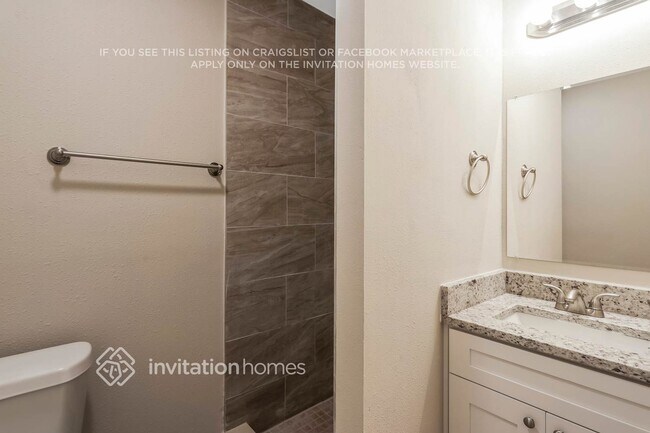 Building Photo - 4535 Emerson Ave S