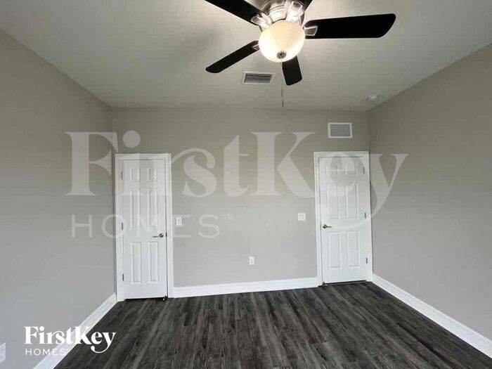 Building Photo - 2535 Marton Oak Blvd