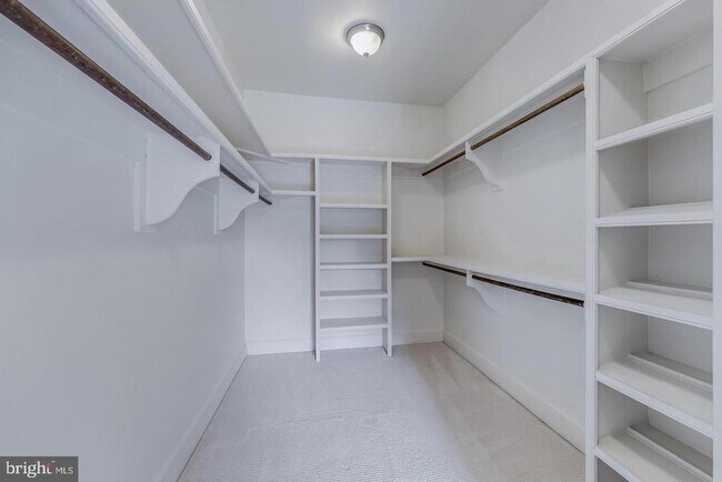 Building Photo - 615 Nalls Farm Way