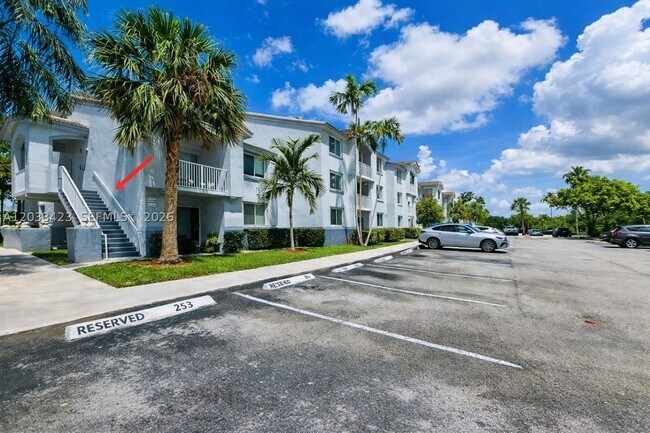 Building Photo - 2600 S University Dr