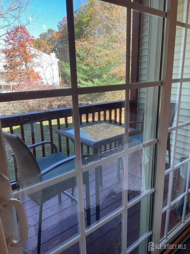 Building Photo - 5192 Beech Ct