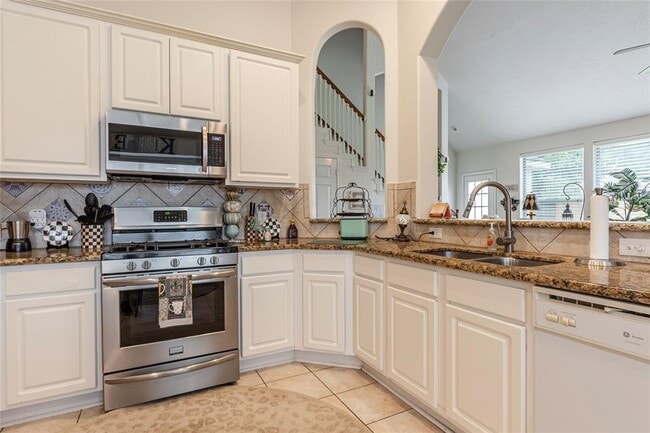 Building Photo - 4310 Blossomwood Dr
