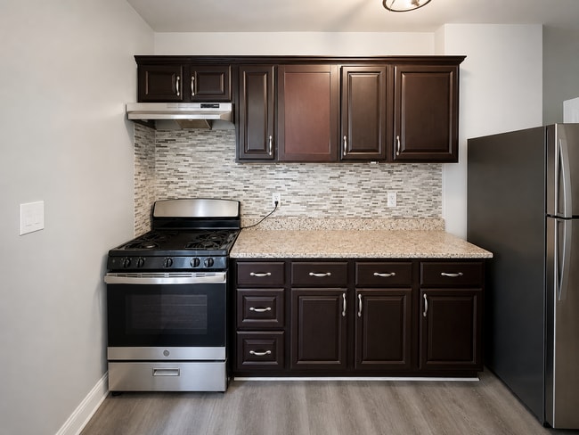 Building Photo - Three-Bedroom Home In Baltimore