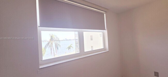 Building Photo - 3020 Marcos Dr