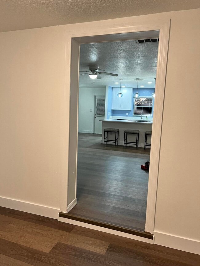 Building Photo - 1934 Wallace Ave