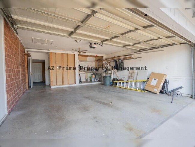 Building Photo - 3619 W Stella Ln