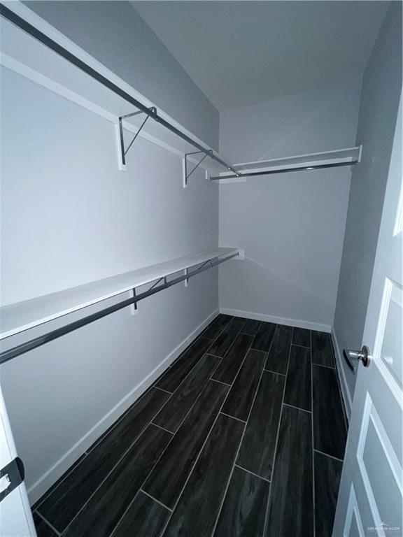 Building Photo - 14 S Links Dr