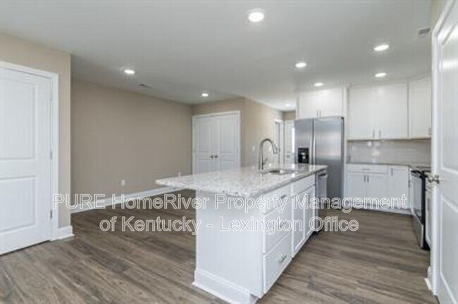 Building Photo - 1050 Judah Bear Blvd