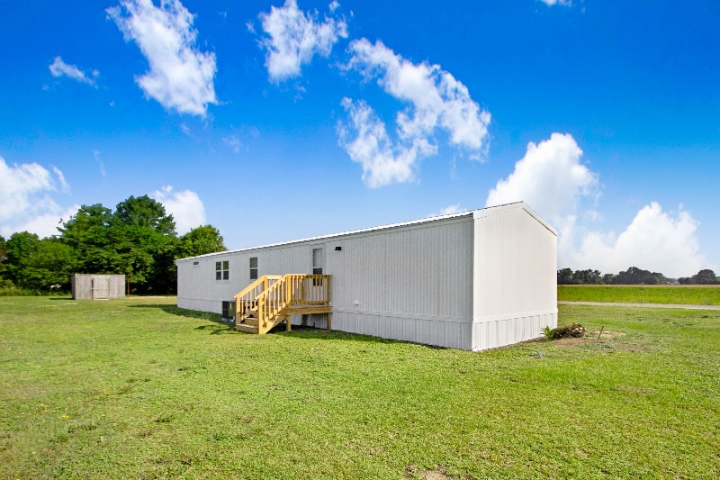 Building Photo - 2379C US13N