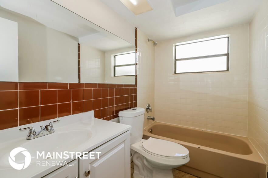 Building Photo - 4248 Raccoon Loop