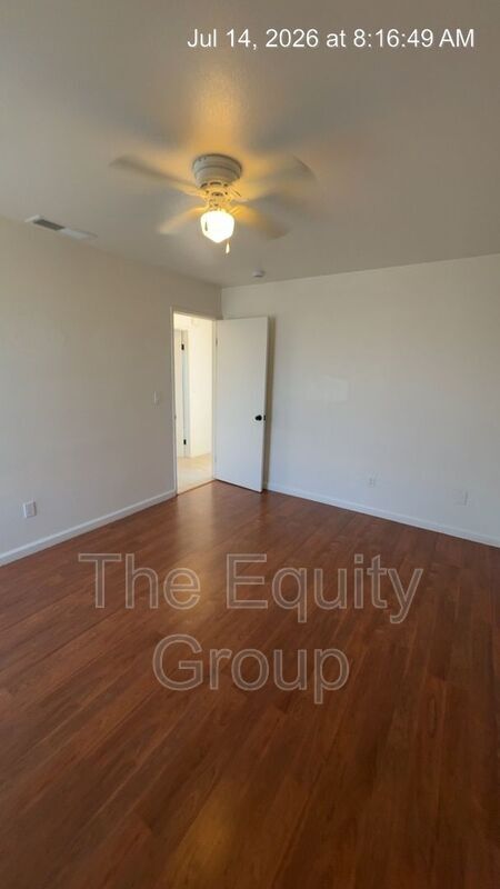Building Photo - 415 N West St