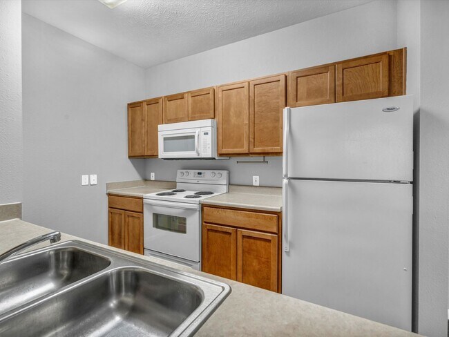 Building Photo - 8584 Lincoln Ave