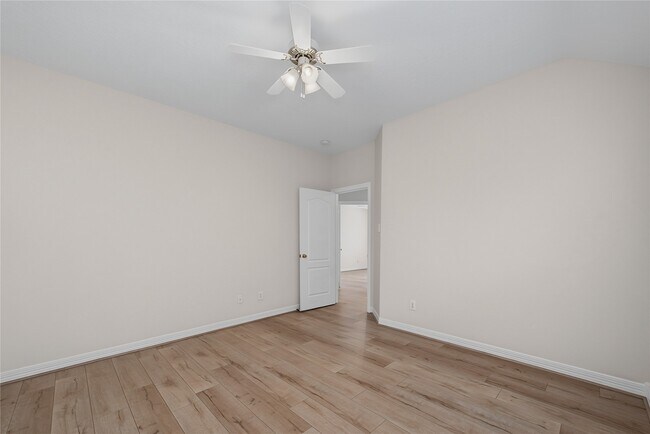 Building Photo - 5807 Bayberry Way