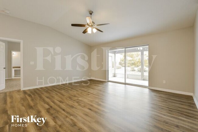 Building Photo - 699 Shawsbury Way