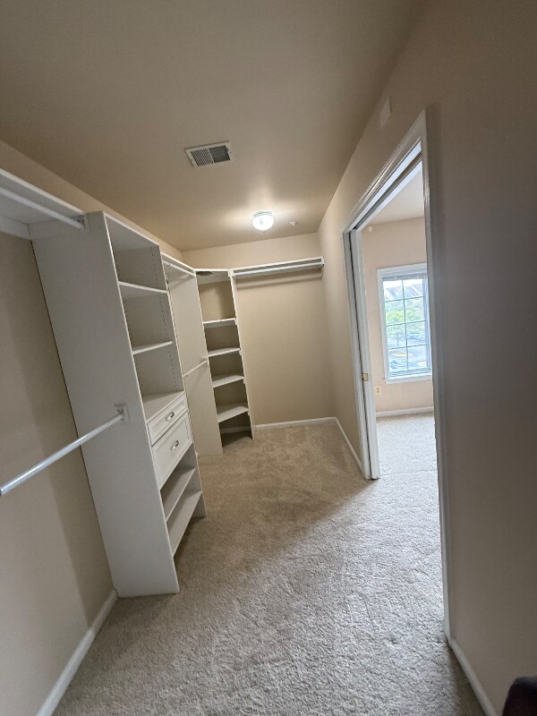 Building Photo - 6914 Ellingham Cir