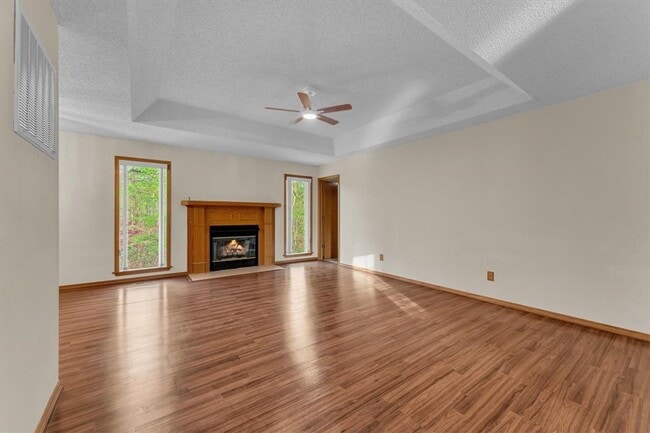 Building Photo - 69 Walney Dr