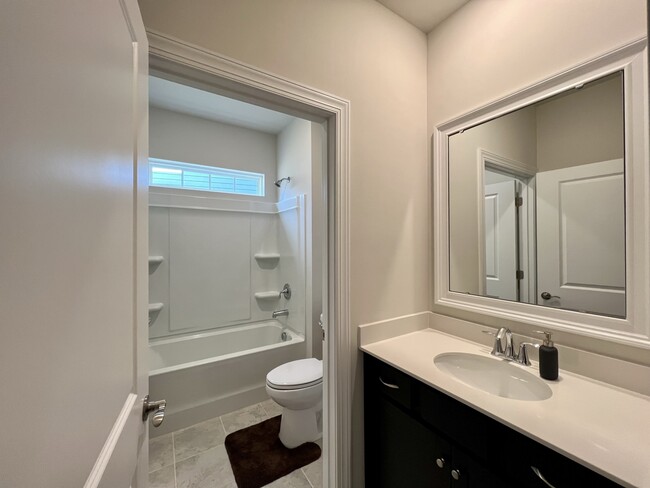 Building Photo - 25017 Westwick Ln