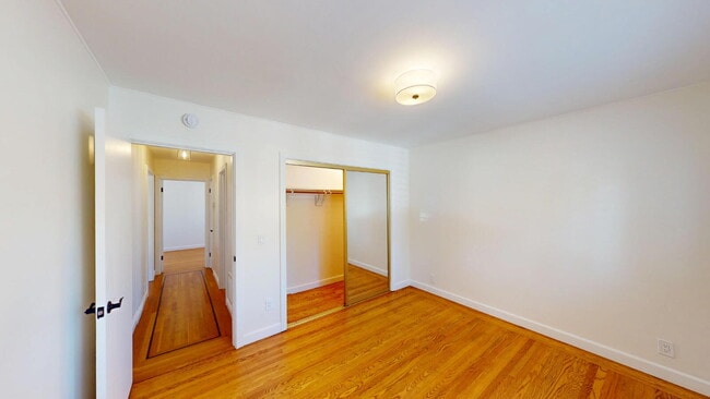 Building Photo - Modern Comfort Meets Everyday Convenience ...