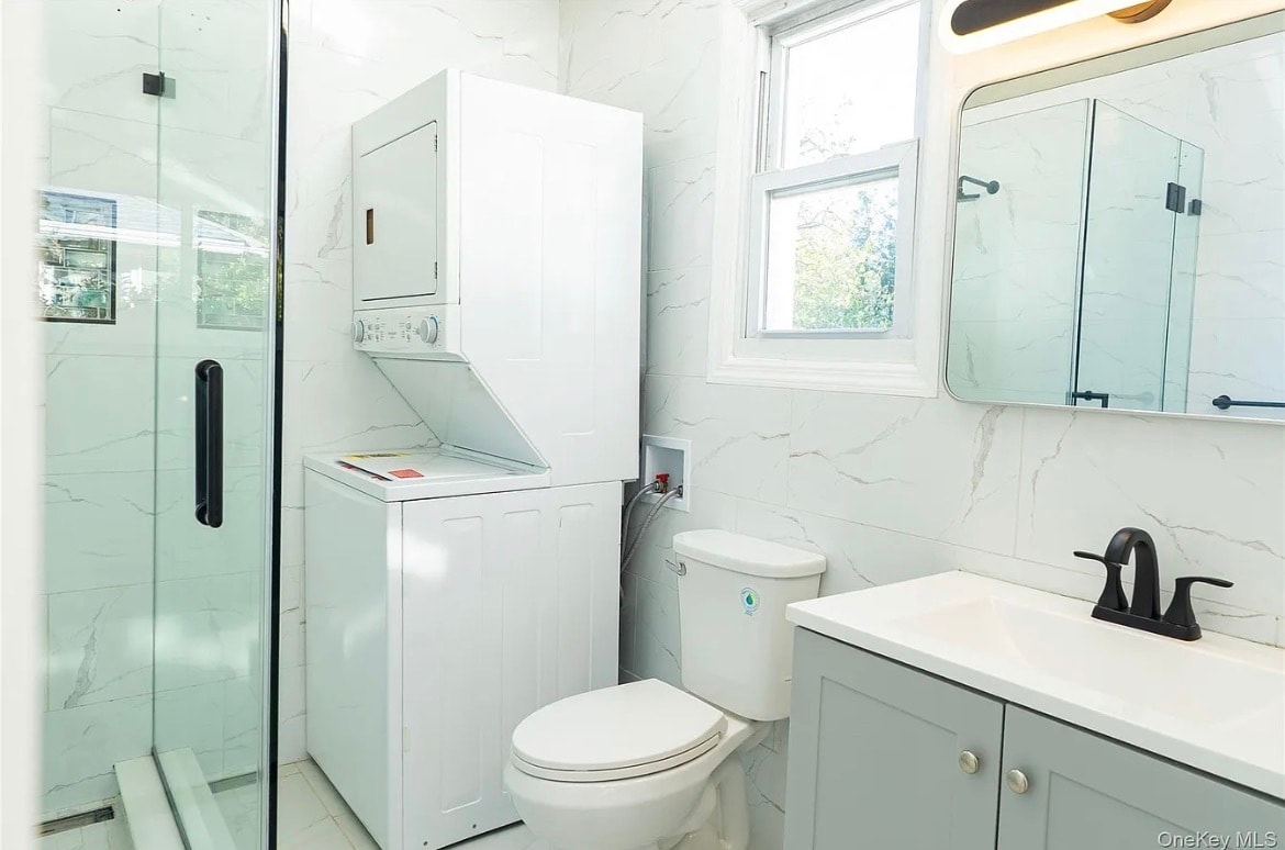 Building Photo - 168 Oldfield Ave