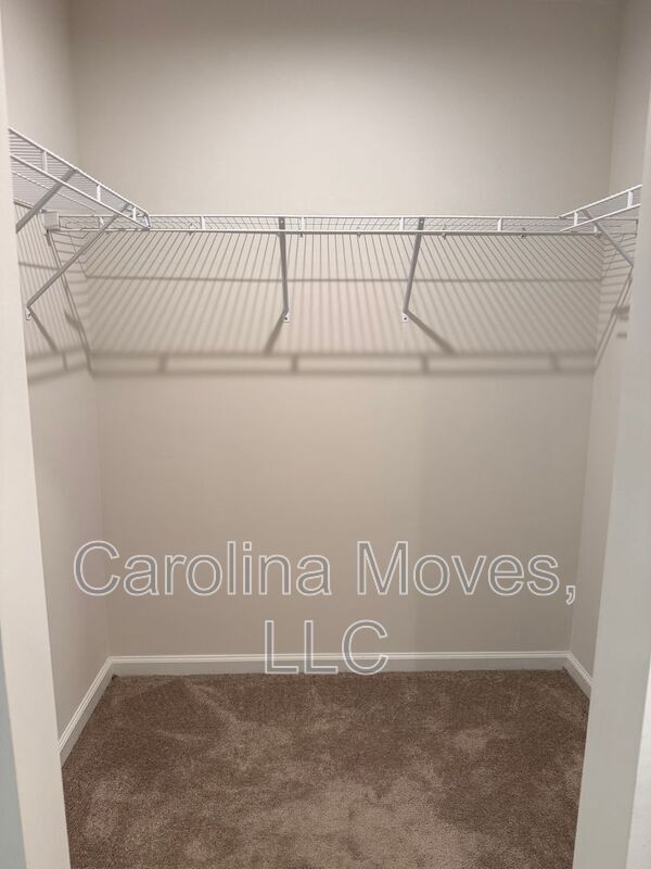 Building Photo - 126A Fernside Ct
