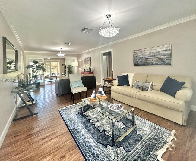 Building Photo - 416 Bayberry Dr