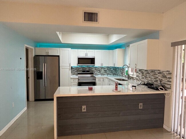 Building Photo - 1133 SE 13th Terrace