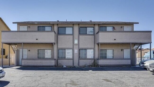 Primary Photo - Updated Unit with Vinyl Floors & Stainless...