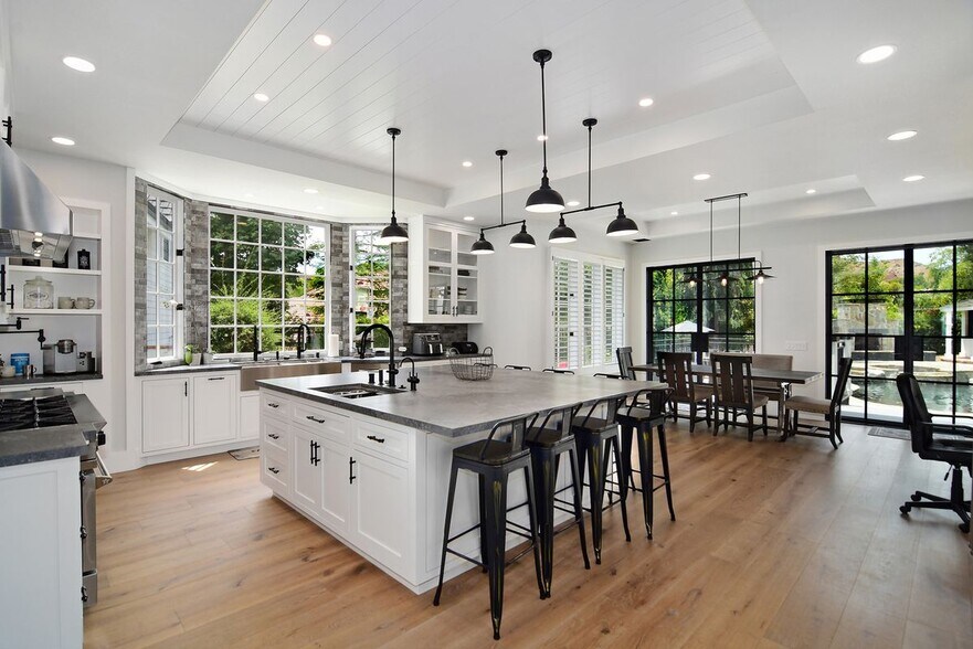 Building Photo - 28845 Countryside Dr