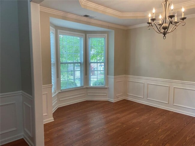 Building Photo - 807 Slope Creek Way