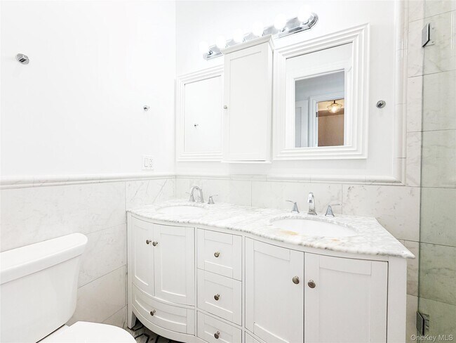 Building Photo - 333 Tompkins Ave