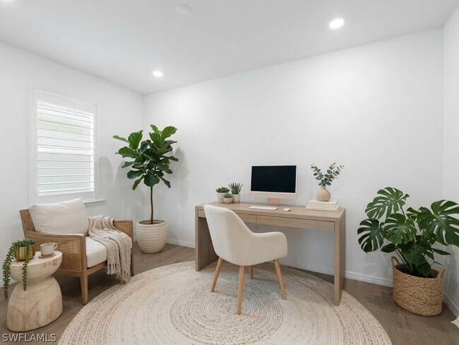 Building Photo - 1123 Tranquil Brk Dr