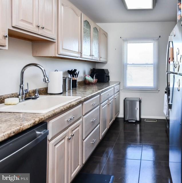 Building Photo - 120 Old Enterprise Rd