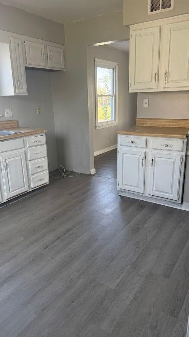 Building Photo - Rent or rent to own !
