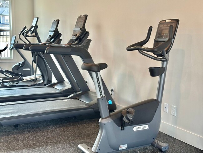 Building Photo - Spacious 3BD Townhome in Solana | 2-Car Garage | Pool, Gym & More