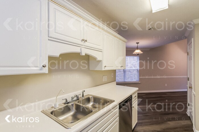 Building Photo - 7647 Pleasantville Way