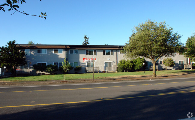 Exterior - The Pines Apartments