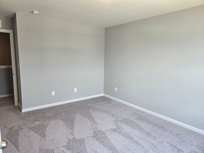 Building Photo - Masterson Hills  20260506
