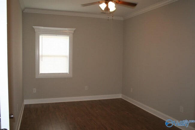 Building Photo - 5361 Bay Village Dr