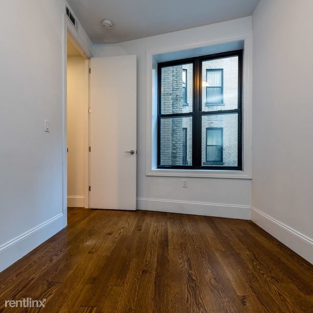 Building Photo - 1625 Putnam Ave