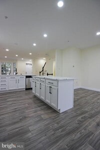 Building Photo - 3655 Islington St