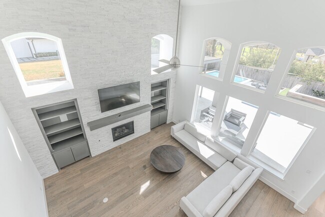 Building Photo - 7 Blairs Way