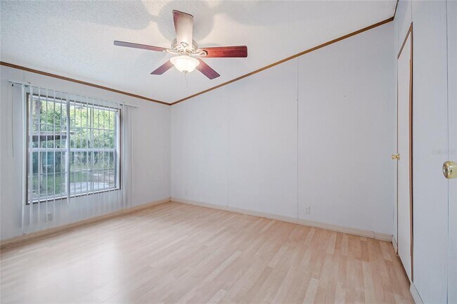 Building Photo - 18240 Lynbrook Rd
