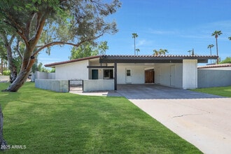 Building Photo - 601 W Coral Gables Dr