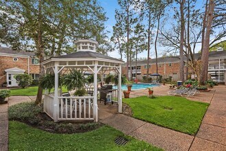 Building Photo - 4040 San Felipe St