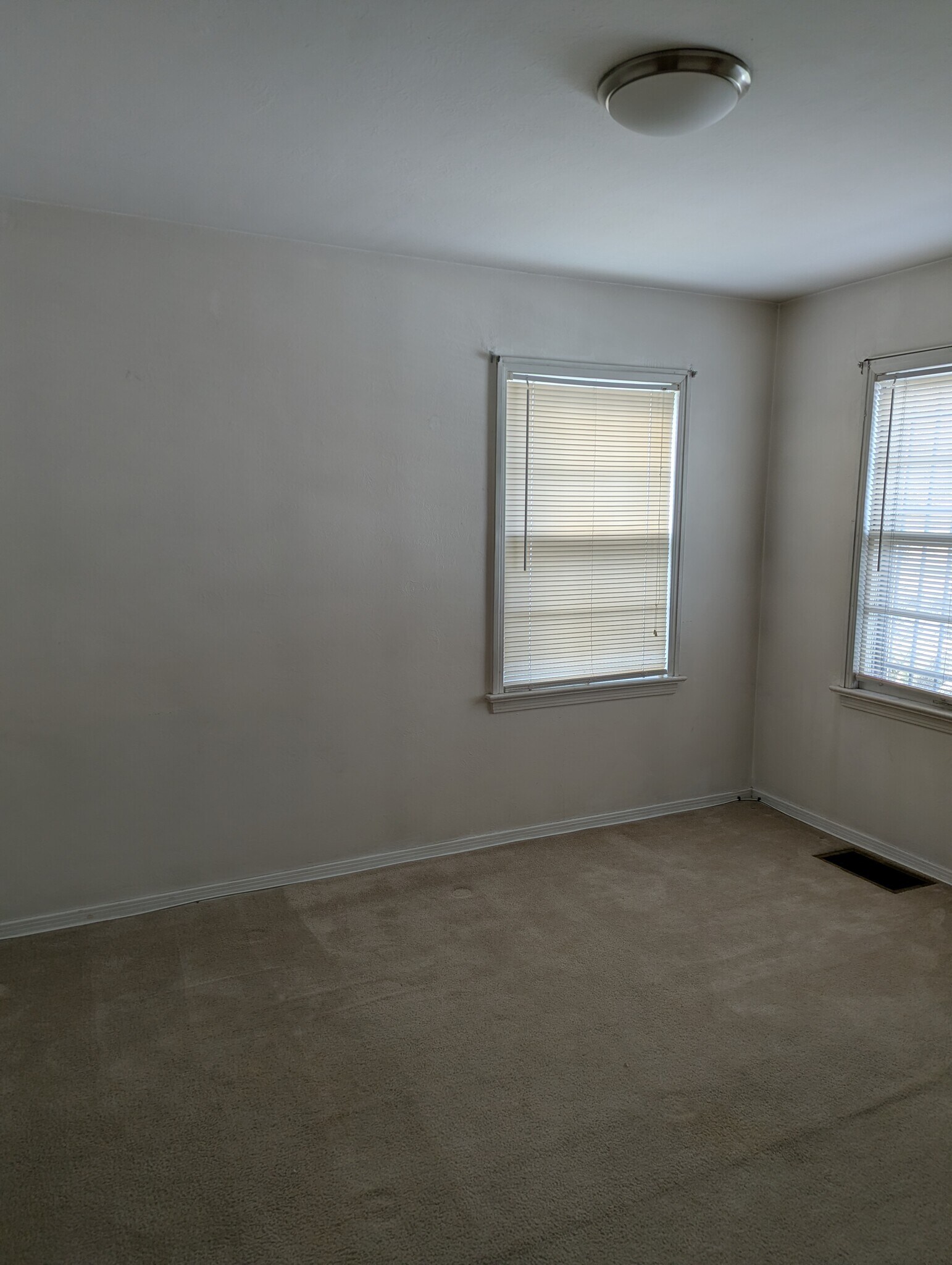 Office - 119 Farragut Ave