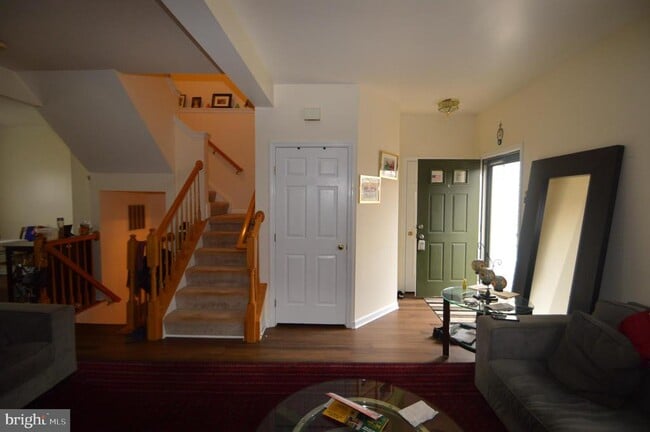 Building Photo - 25445 Morse Dr